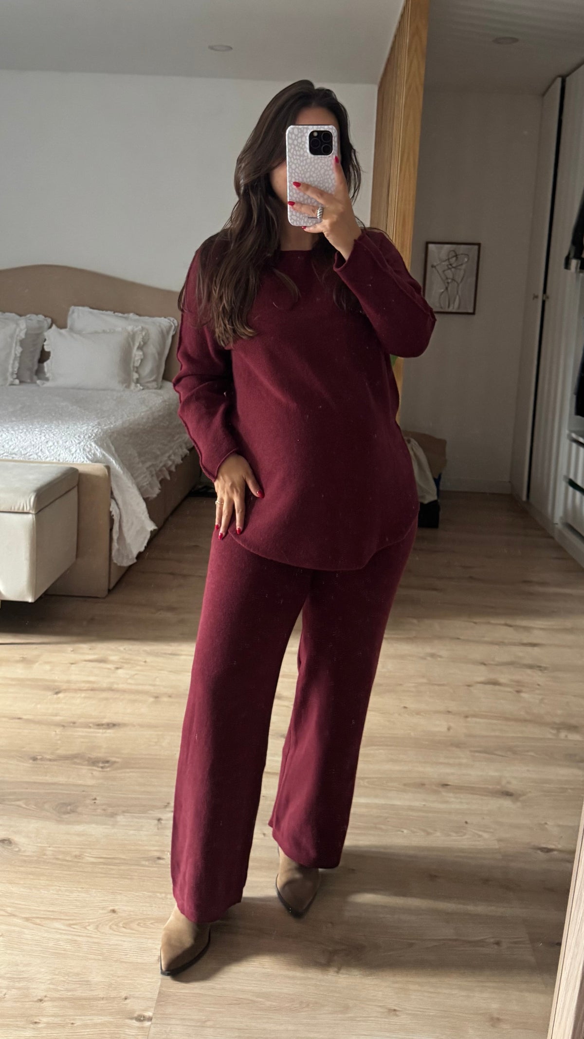 CONJUNTO LAURA